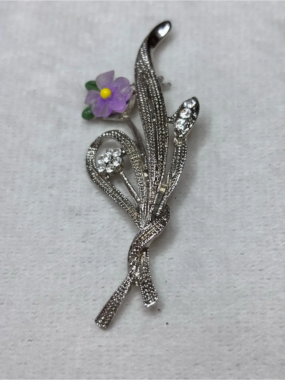 Vintage Purple Lucite Flower Rhinestone Floral Spray Brooch Silver Tone